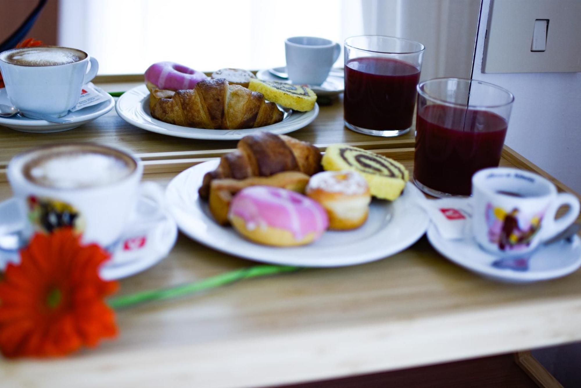 Hotel Villa Caterina Римини Экстерьер фото