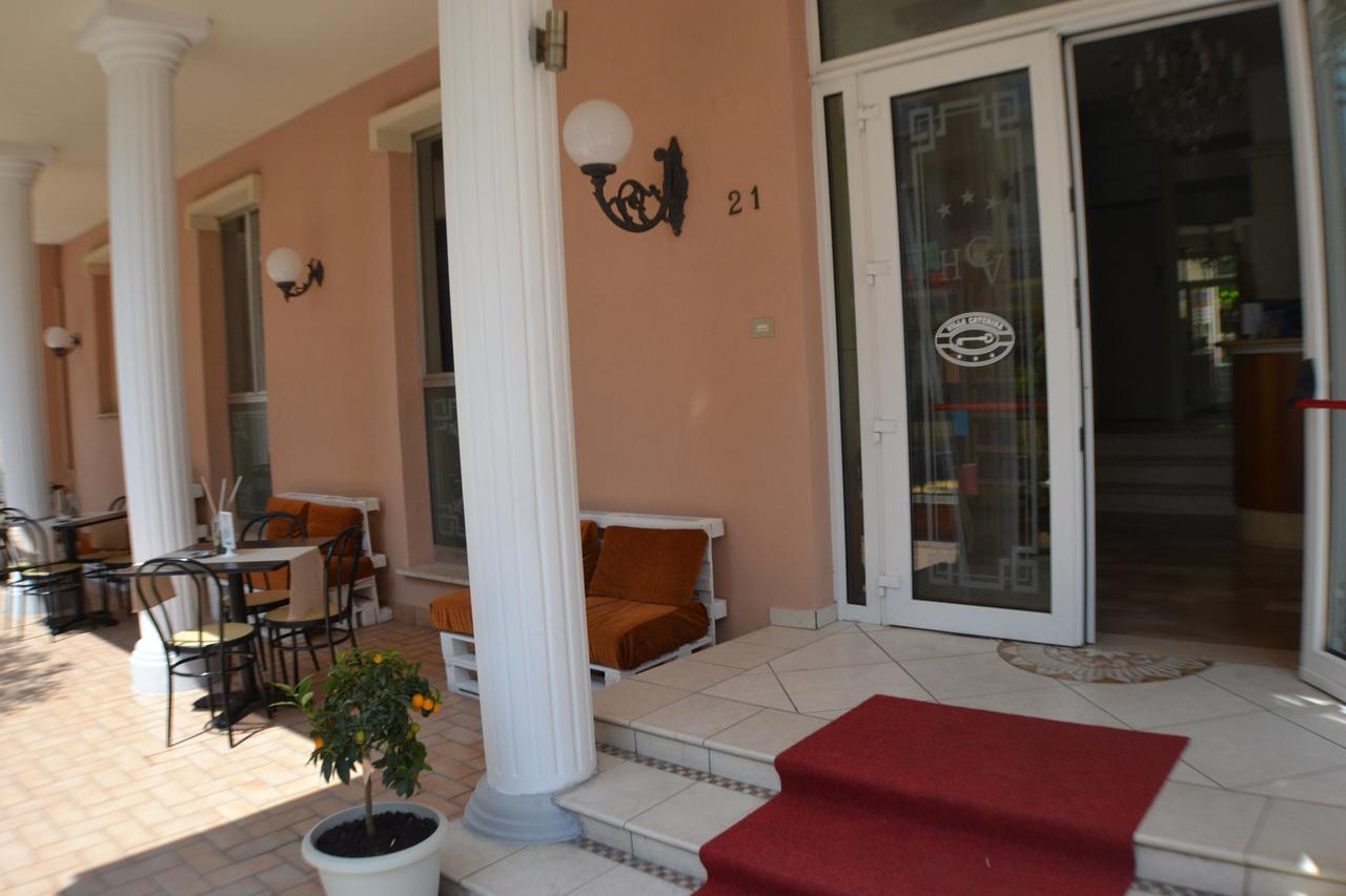 Hotel Villa Caterina Римини Экстерьер фото